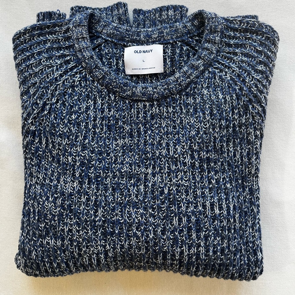 Old Navy Men’s Knit Sweater: Size L